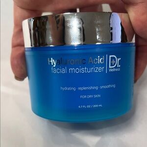 Dr.Wellness Hyaluronic Acid Facial Moisturizer For Dry Skin 6.7 Oz